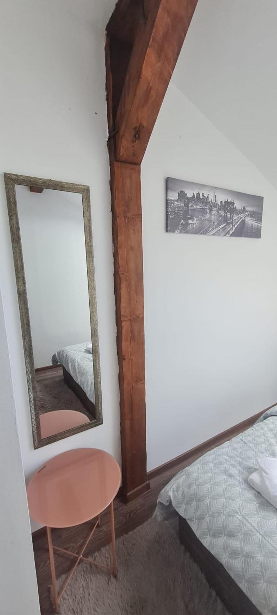 Apartment Cosy 2 Bedroom In New Town *