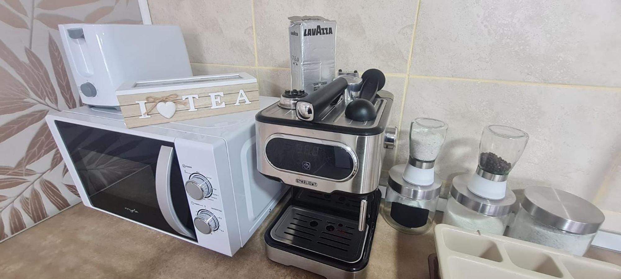 Cosy 2 Bedroom In New Town Apartment *