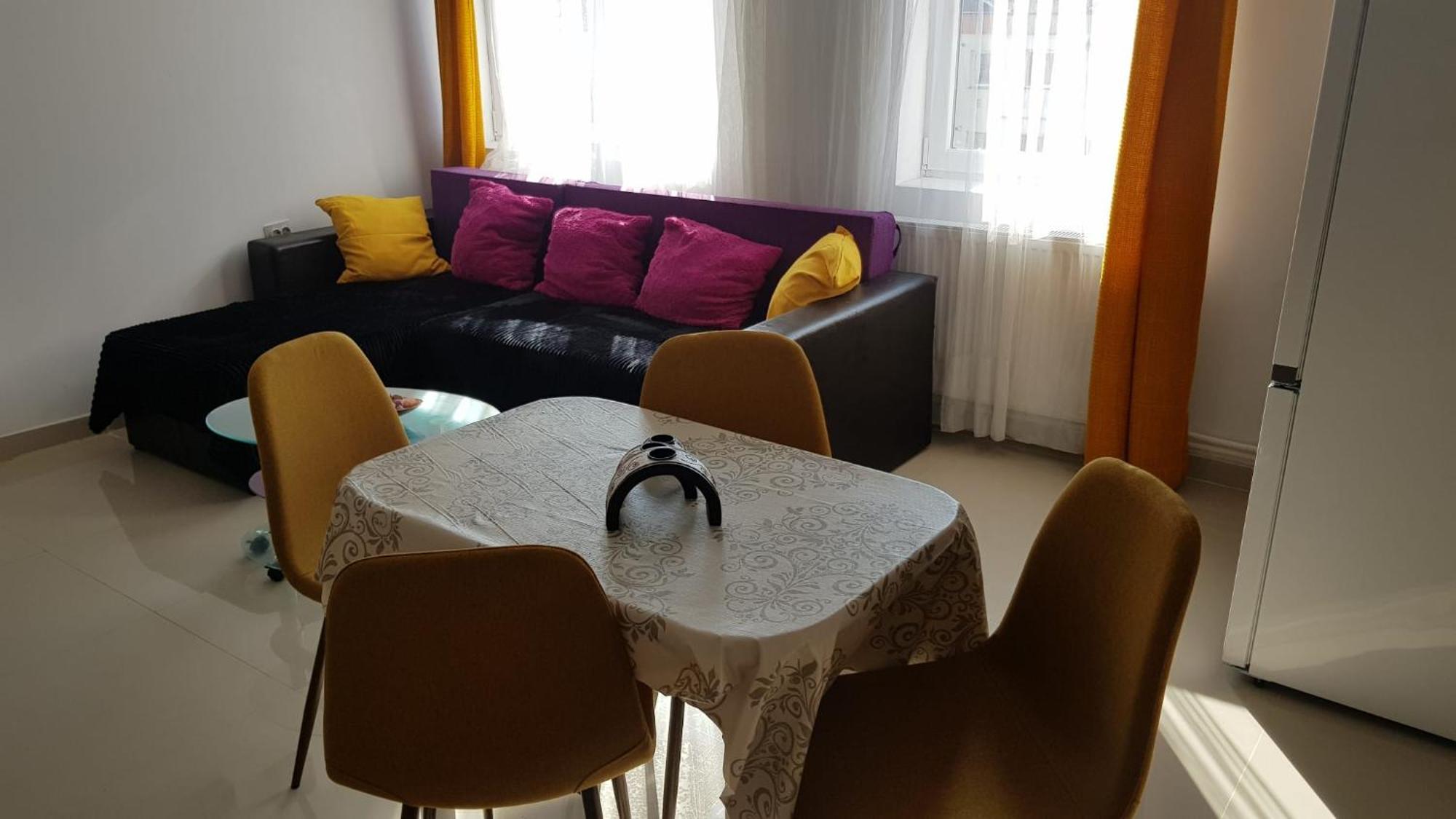 Apartment Cosy 2 Bedroom In New Town